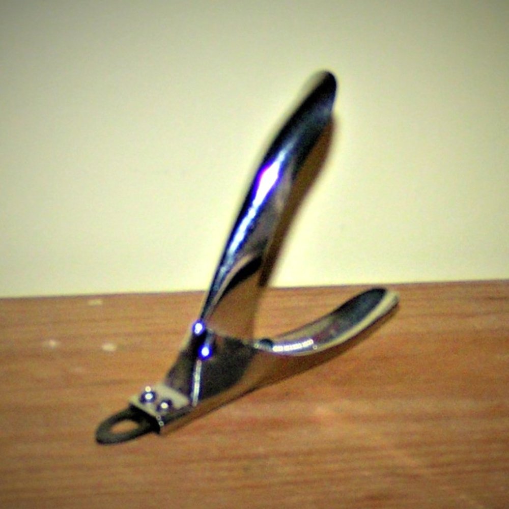 CLAW CLIPPERS